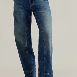 Free People Risk Taker Mid Wash Blue Straight-Leg Jeans WORN ONCE